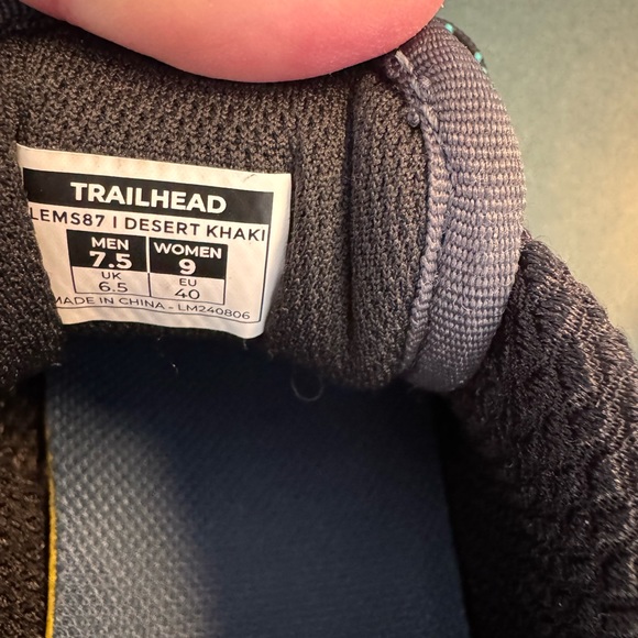 Trailhead Desert Khaki Sneakers - Picture 2 of 9